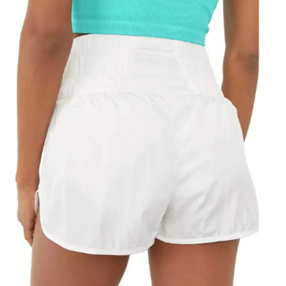FP Movement Women's The Way Home Shorts White EUC Size Large L Free People Lined - Picture 3 of 17